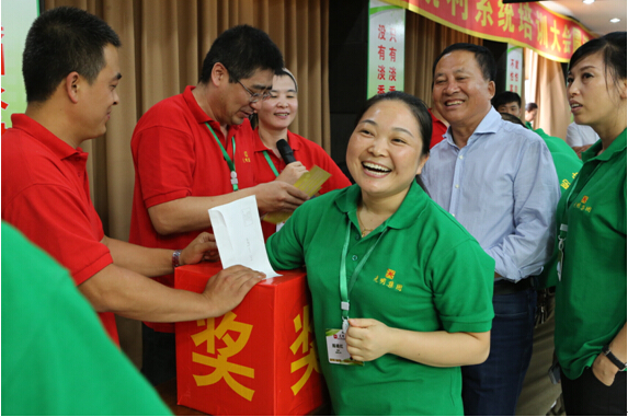 热烈庆祝“光明家具”订货会圆满成功